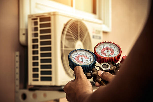 Professional Hvac technician working in Attica, IN